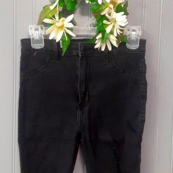 Hollister Distressed Ultra High-Rise Jean Leggings - Picture 7 of 14